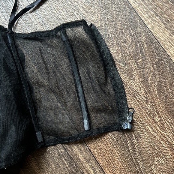 Par Violet FLORAL TRIBUTE BUSTIER BLACK - Picture 6 of 6